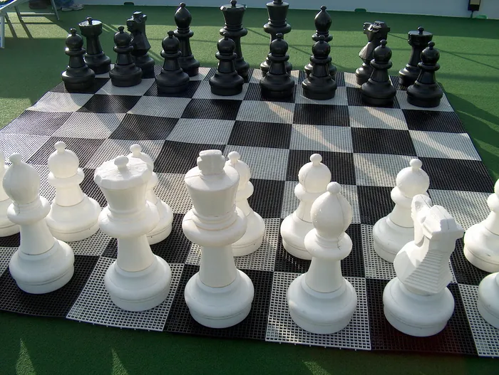 Giant Garden Chess Set